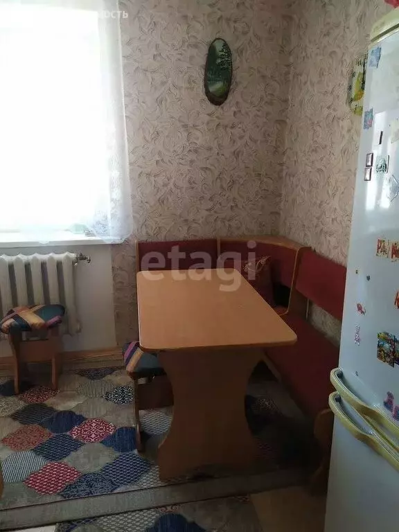 3-комнатная квартира: Майминский район, село Кызыл-Озек, Советская ... - Фото 1