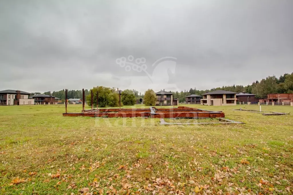 Участок в Москва Крекшино кп, ул. Клубничная, 132 (35.71 сот.) - Фото 0