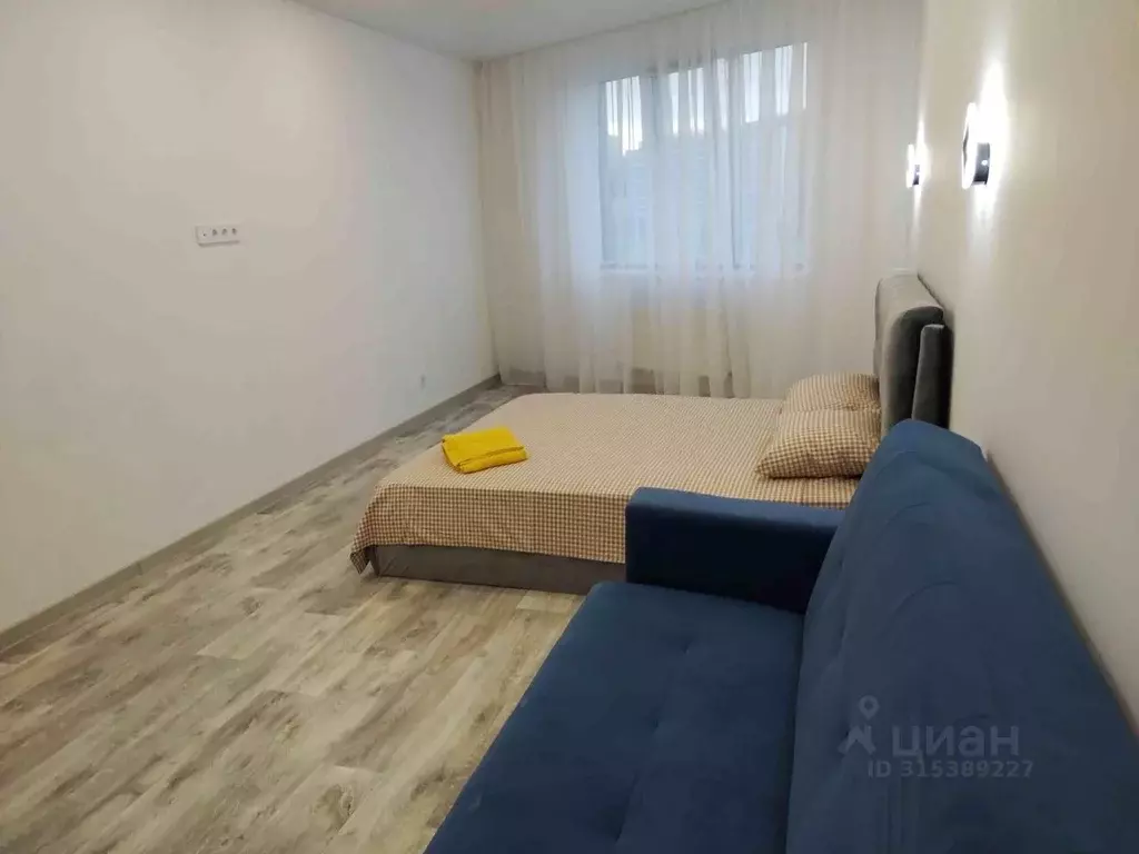 2-к кв. Ставропольский край, Пятигорск ул. Бунимовича, 1А (85.0 м) - Фото 1