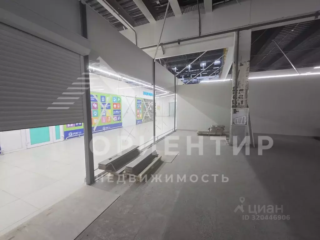 Торговая площадь в Свердловская область, Екатеринбург Комсомольский ... - Фото 0