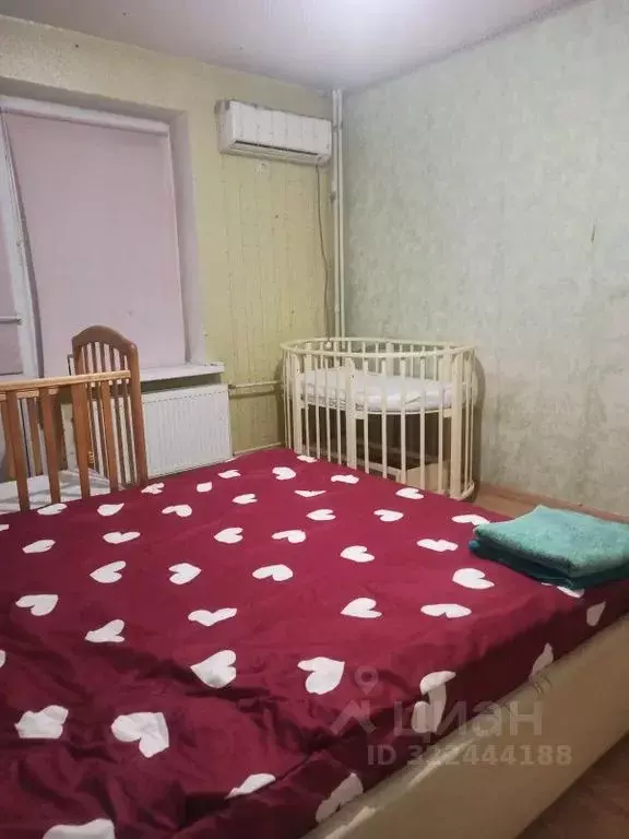 Комната Краснодарский край, Краснодар ул. Академика Лукьяненко, 8 - Фото 1