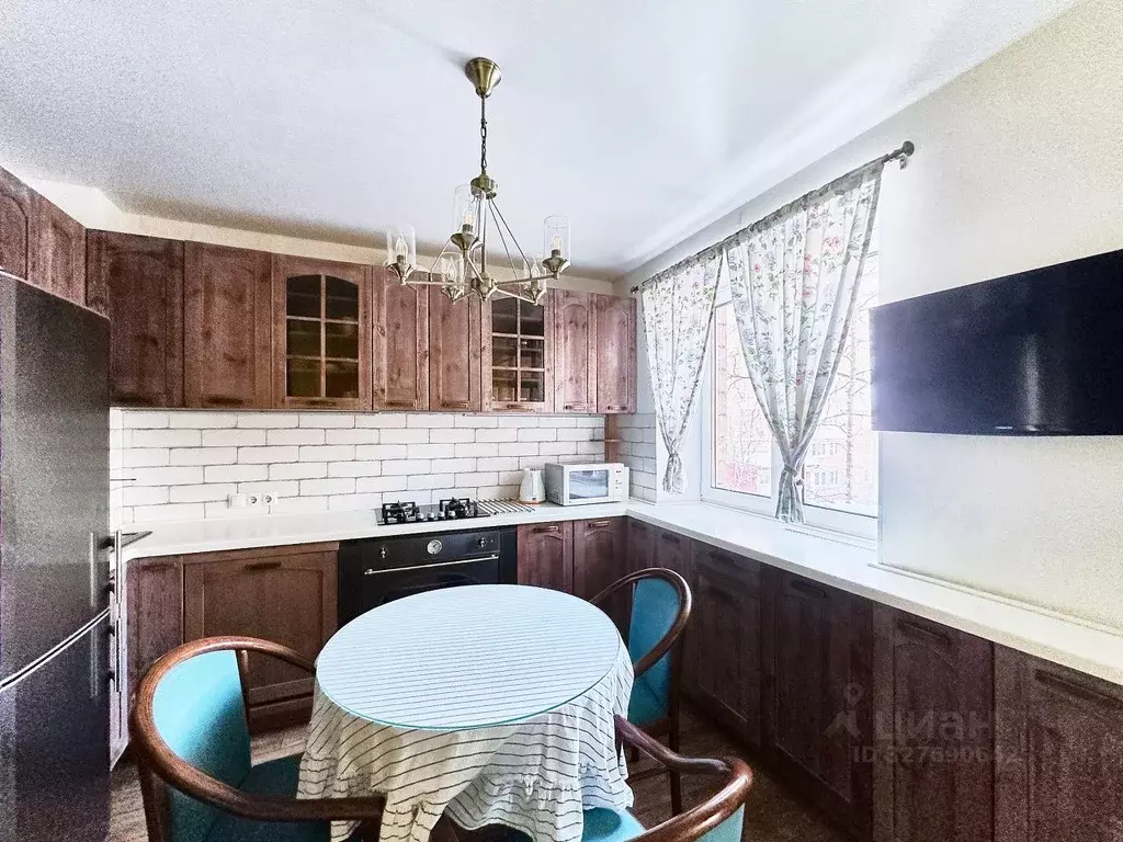 3-к кв. Нижегородская область, Нижний Новгород ул. Максима Горького, ... - Фото 1