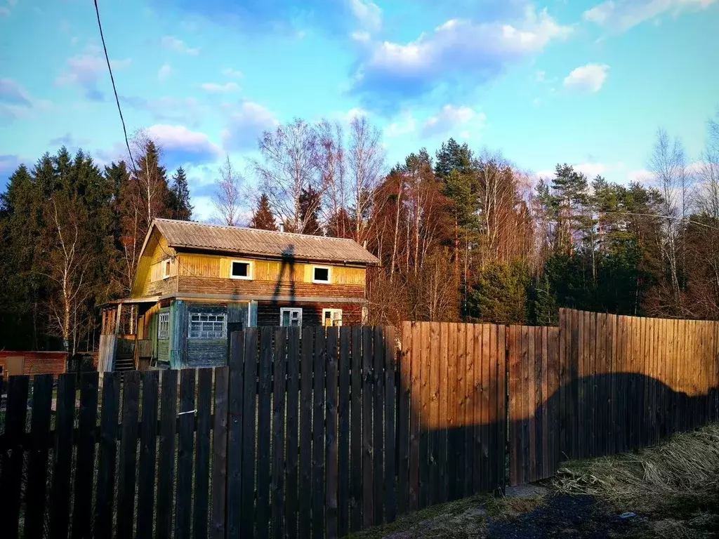 Дом в Ленинградская область, Тихвинское городское поселение, Нива СНТ ... - Фото 1