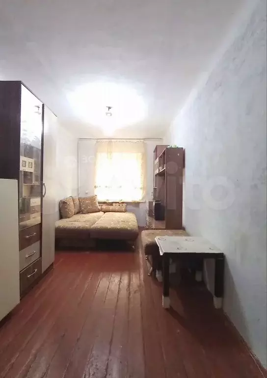 Комната 13,8 м в 1-к., 2/4 эт. - Фото 0