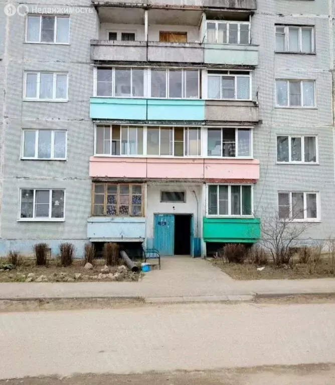 2-комнатная квартира: посёлок городского типа Максатиха, Спортивная ... - Фото 0