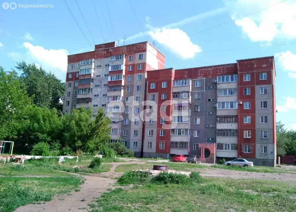 3-комнатная квартира: Курган, улица Карельцева, 117 (90 м) - Фото 0
