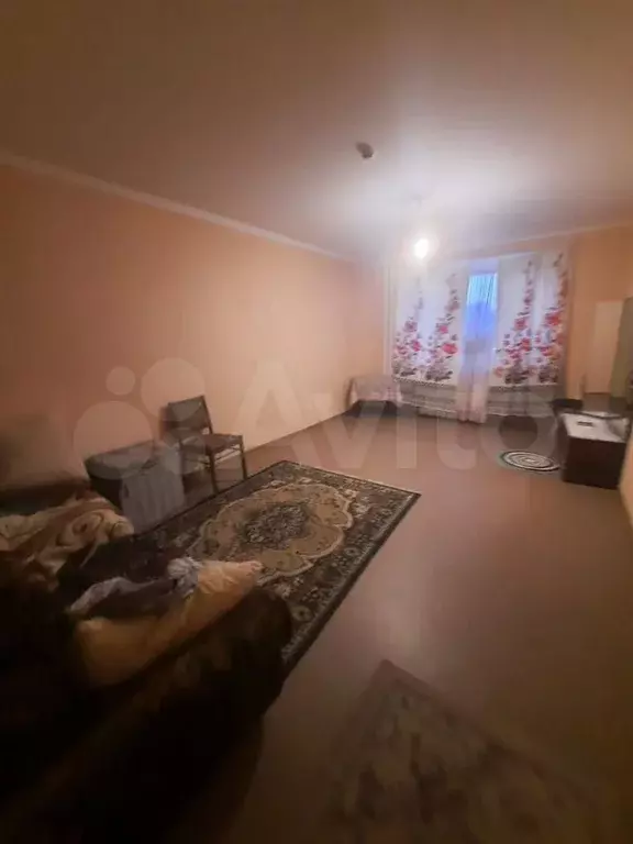 Комната 15 м в 3-к., 4/14 эт. - Фото 1