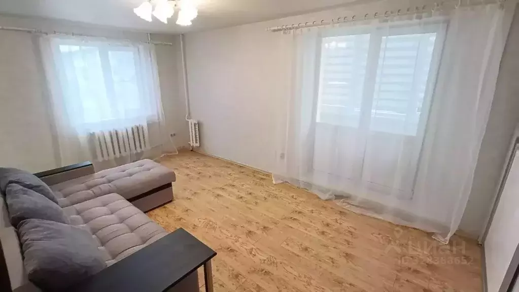 1-к кв. Свердловская область, Первоуральск Комсомольская ул., 4 (32.7 ... - Фото 1