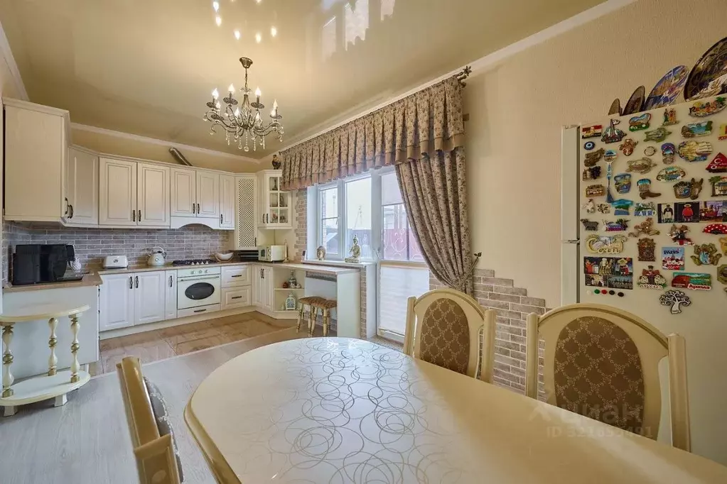 Дом в Адыгея, Тахтамукайский район, Яблоновский пгт Пролетарская ул. ... - Фото 1