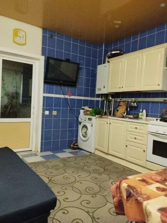 3-к кв. Краснодарский край, Геленджик Октябрьская ул., 45 (87.0 м) - Фото 0