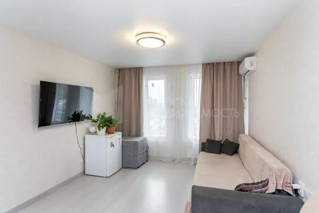 1-к кв. Тюменская область, Тюмень ул. Тимофея Чаркова, 28 (39.7 м) - Фото 1