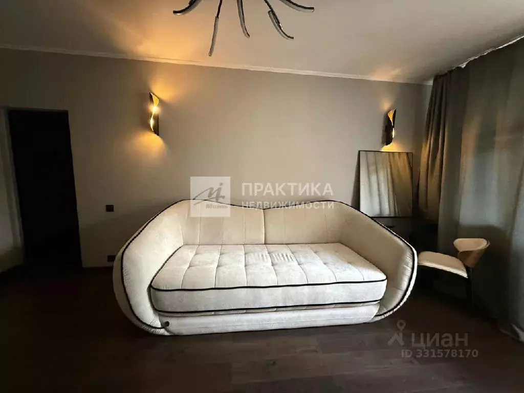 Продается 3-комнатная квартира - Фото 1
