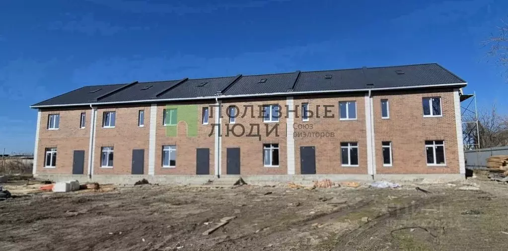 Таунхаус в Ростовская область, Шахты Тюменский пер., 70 (115 м) - Фото 1