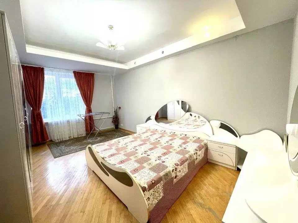 2-к кв. Волгоградская область, Волгоград ул. Гагарина, 16 (58.0 м) - Фото 1