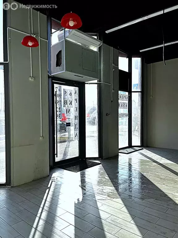 Торговая площадь (65 м) - Фото 1