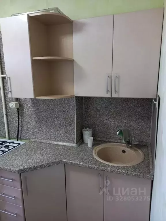 2-к кв. Омская область, Омск ул. Перелета, 4 (50.0 м) - Фото 2