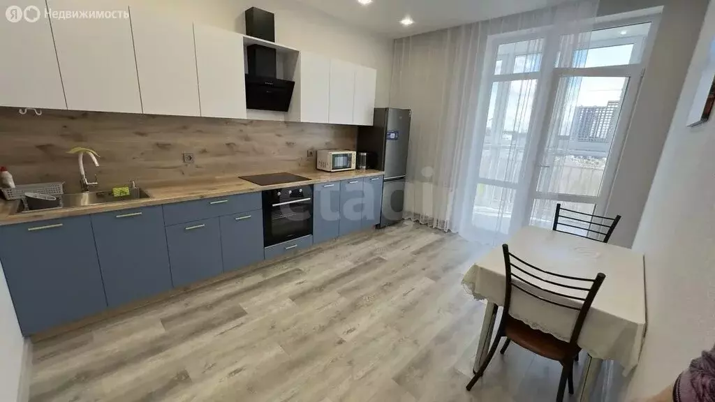 1-комнатная квартира: Тюмень, улица Разведчика Кузнецова, 16 (39.2 м) - Фото 2