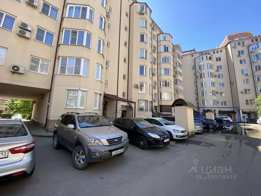 Помещение свободного назначения в Краснодарский край, Краснодар просп. ... - Фото 1