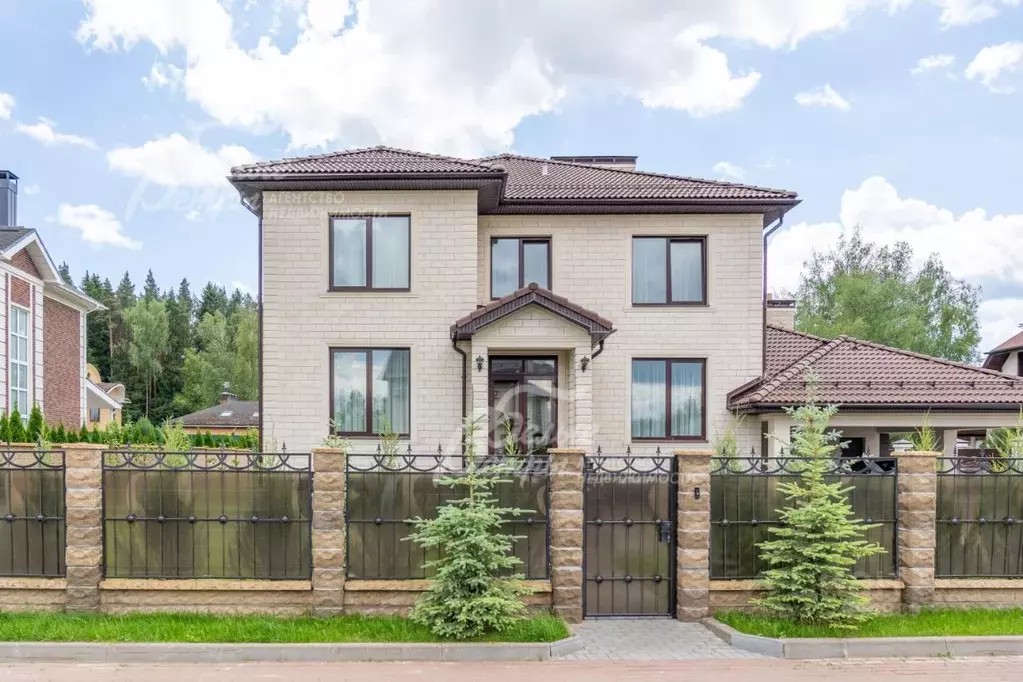 Дом в Москва д. Софьино, Гайд Парк кп,  (453 м) - Фото 1