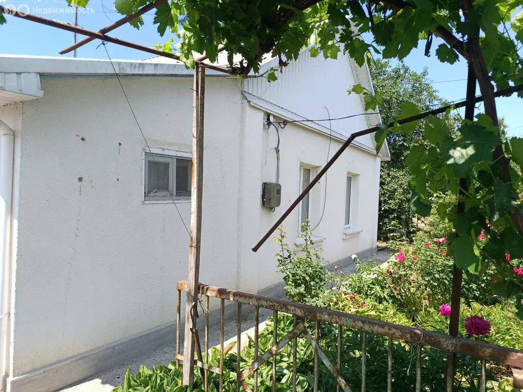 Дом в село Урожайное, Весёлая улица, 52 (44.5 м) - Фото 1