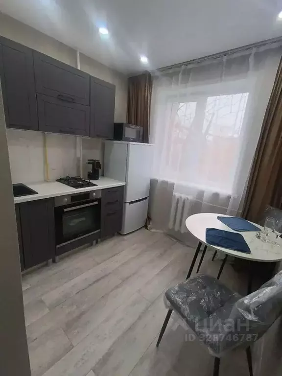 2-к кв. Крым, Керчь ул. Маршала Еременко, 41 (44.3 м) - Фото 1