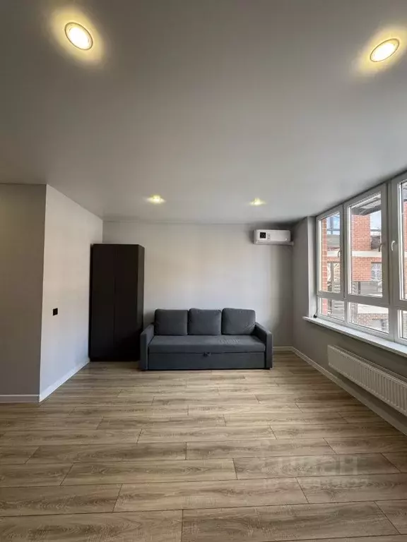 Студия Краснодарский край, Краснодар ул. Ивана Беличенко, 92 (30.1 м) - Фото 2