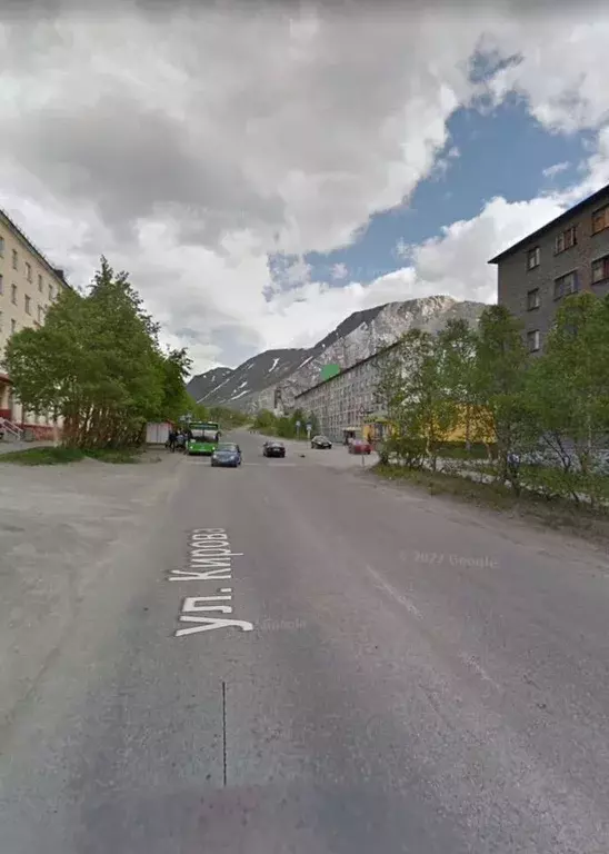 Помещение свободного назначения в Мурманская область, Кировск ул. ... - Фото 1