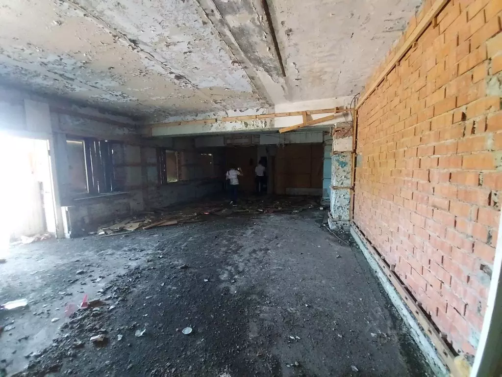 Помещение свободного назначения в Тюменская область, Тюмень ул. ... - Фото 2