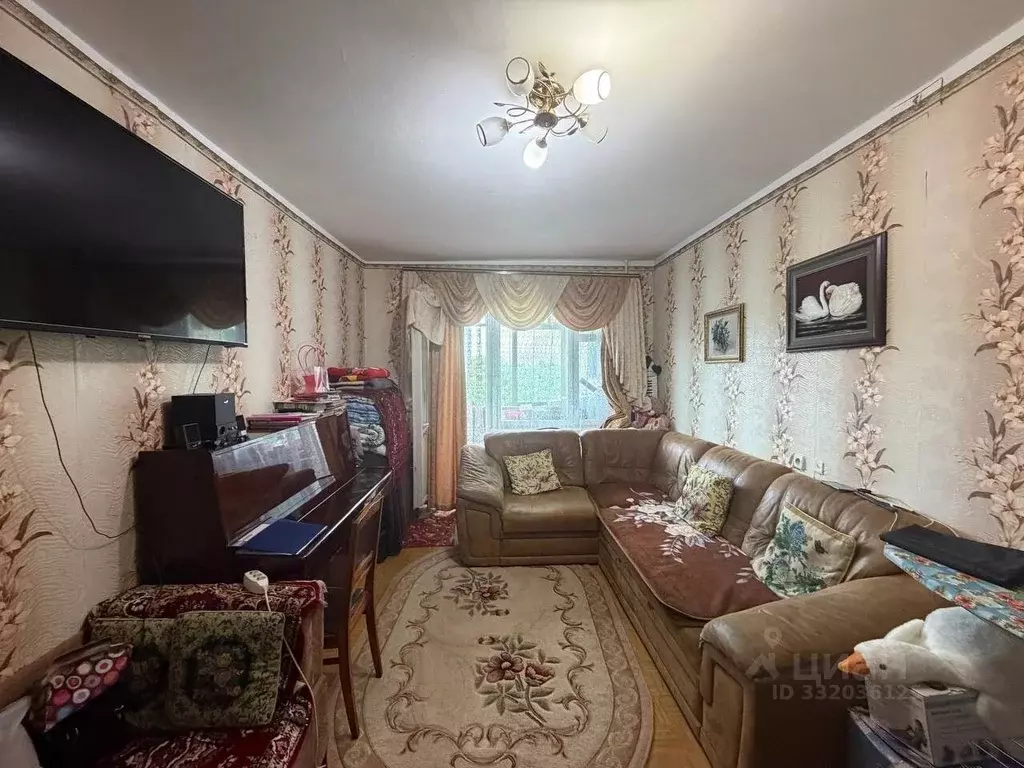 2-к кв. Крым, Симферополь ул. Героев Сталинграда, 5 (47.0 м) - Фото 2