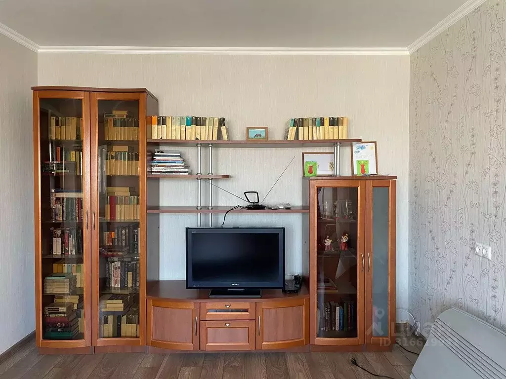 3-к кв. Волгоградская область, Волгоград ул. 64-й Армии, 135 (67.0 м) - Фото 0