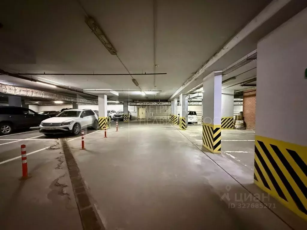 Гараж в Тюменская область, Тюмень ул. Максима Горького, 68 (13 м) - Фото 1