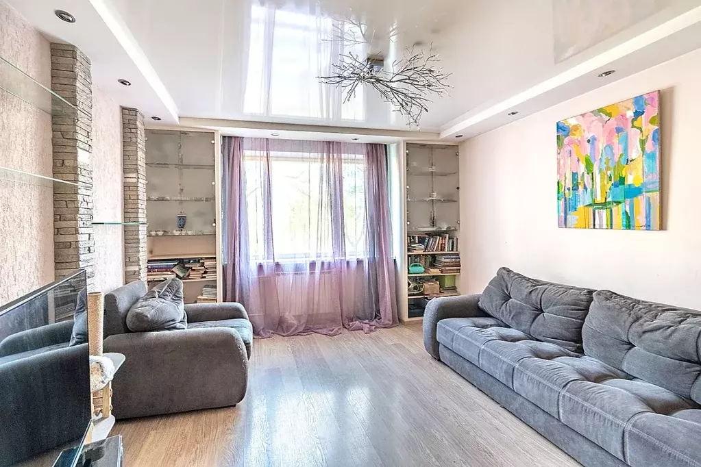 3-к кв. Москва ул. Молостовых, 5 (63.0 м) - Фото 1