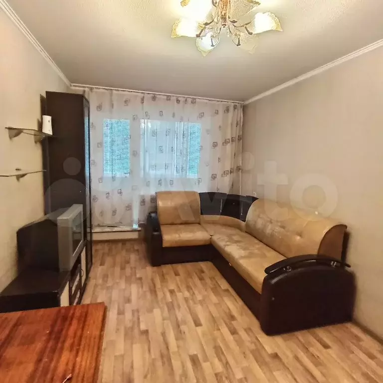 1-к. квартира, 38 м, 9/10 эт. - Фото 0