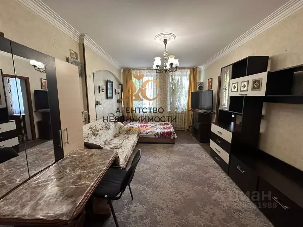 3-к кв. Крым, Феодосия ул. Базарная, 11 (76.0 м) - Фото 0