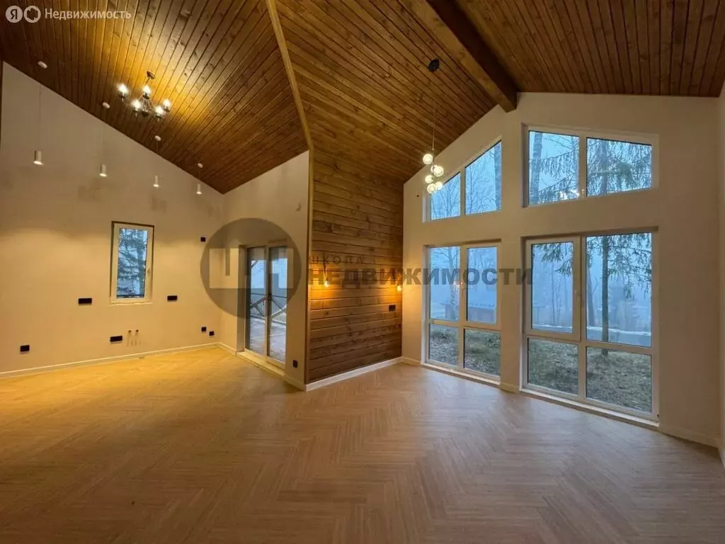 Дом в станица Ленинградская, Красная улица (116 м) - Фото 2