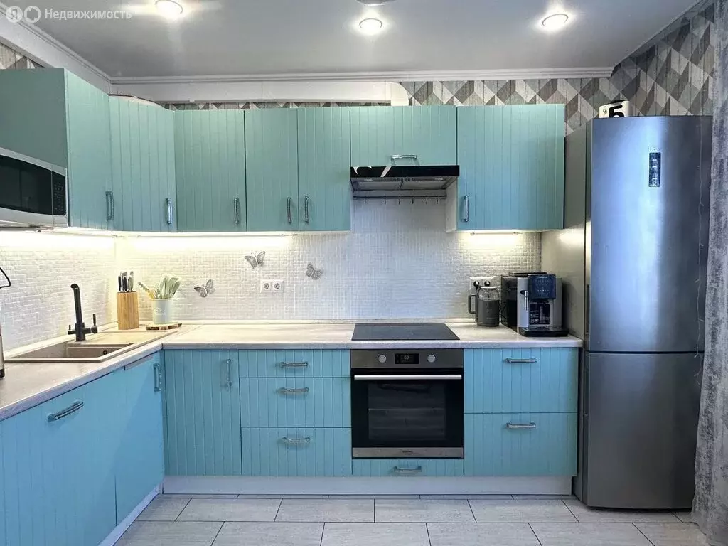 3-комнатная квартира: Оренбург, улица Геннадия Донковцева, 15 (80 м) - Фото 1
