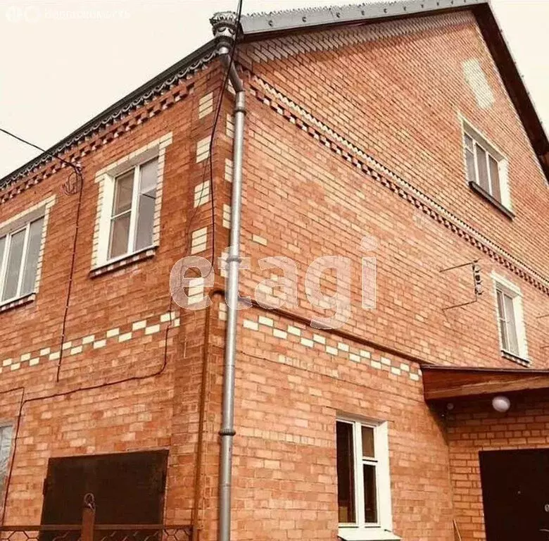 Дом в Михайловск, Кузьминовская улица (278 м) - Фото 0