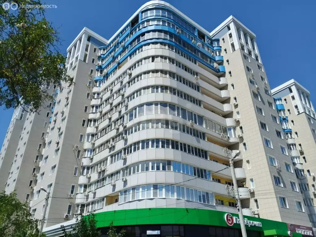 2-комнатная квартира: Астрахань, улица Набережная Приволжского Затона, ... - Фото 0
