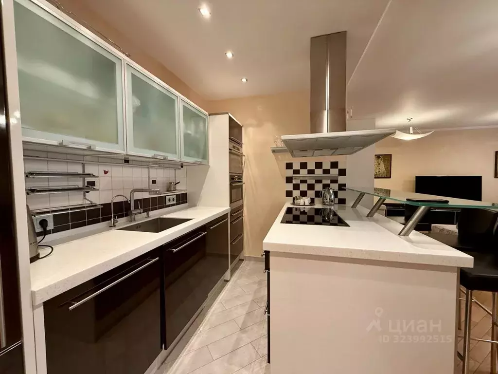 3-к кв. Москва ул. Коштоянца, 47к1 (90.9 м) - Фото 2