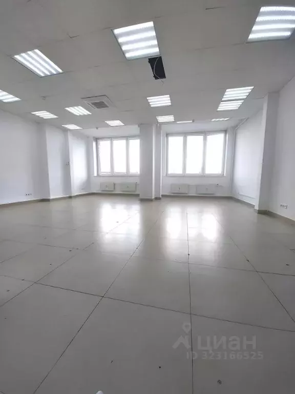 Помещение свободного назначения в Санкт-Петербург пос. Парголово, ул. ... - Фото 1