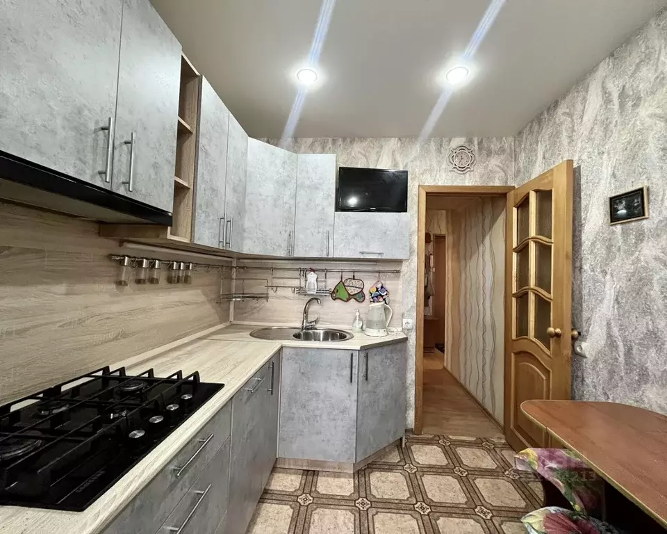 2-к кв. Псковская область, Псков Рижский просп., 41 (48.0 м) - Фото 2