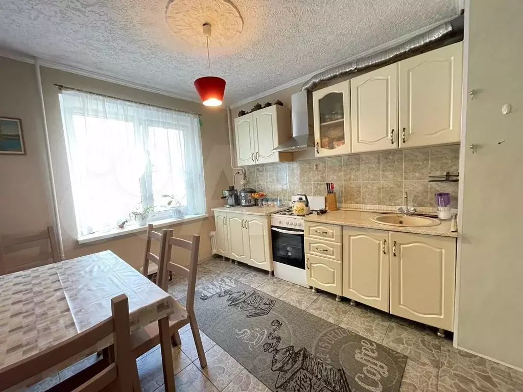 3-к. квартира, 65 м, 1/10 эт. - Фото 1