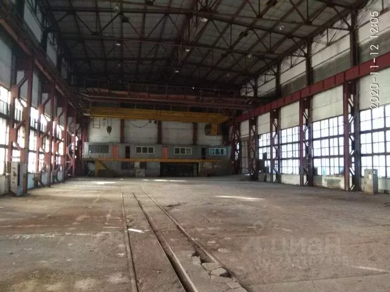 Помещение свободного назначения в Тульская область, Тула Епифанское ... - Фото 1