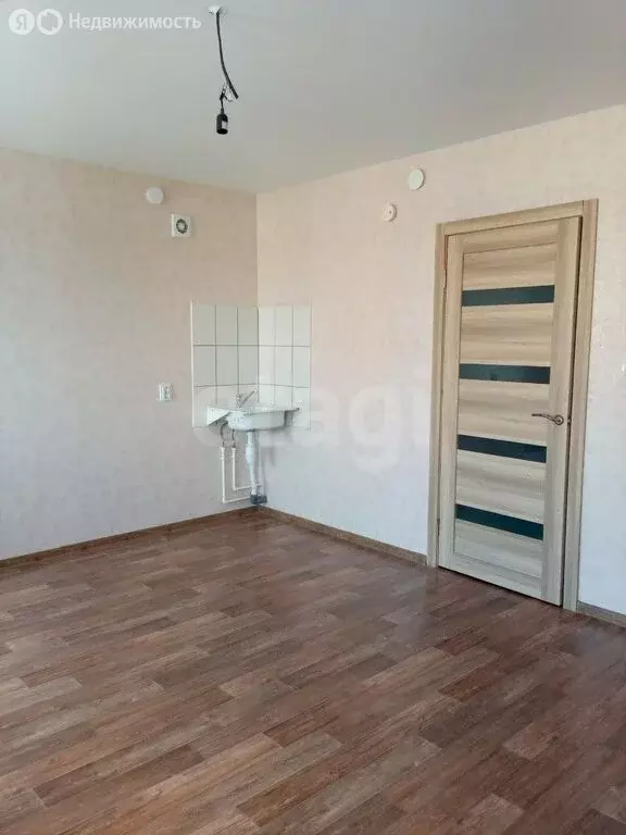 Квартира-студия: Троицкий, улица Богданова, 21 (28.5 м) - Фото 1