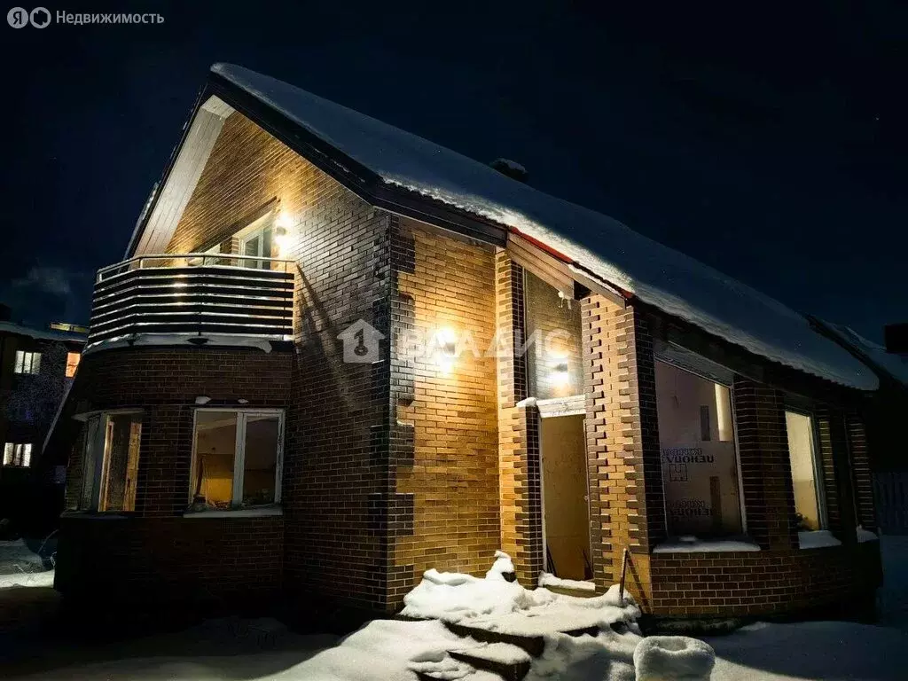 Дом в посёлок Романовка, шоссе Дорога Жизни, 27Б (196 м) - Фото 1