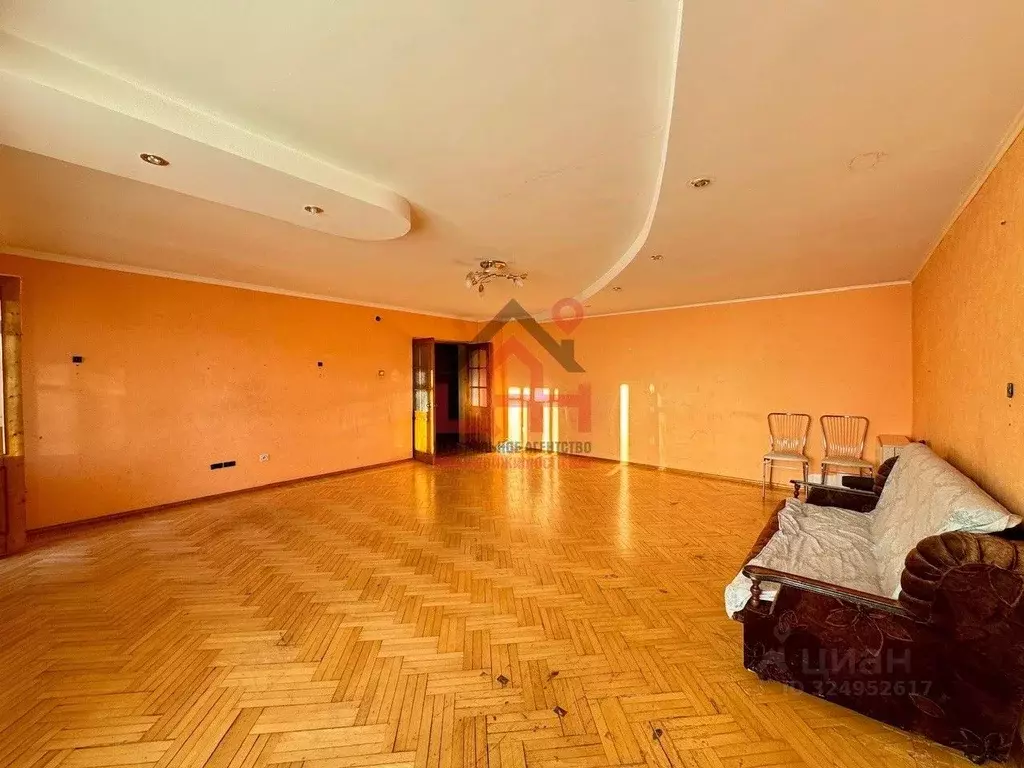 3-к кв. Ставропольский край, Ессентуки ул. Маяковского, 24 (99.4 м) - Фото 1