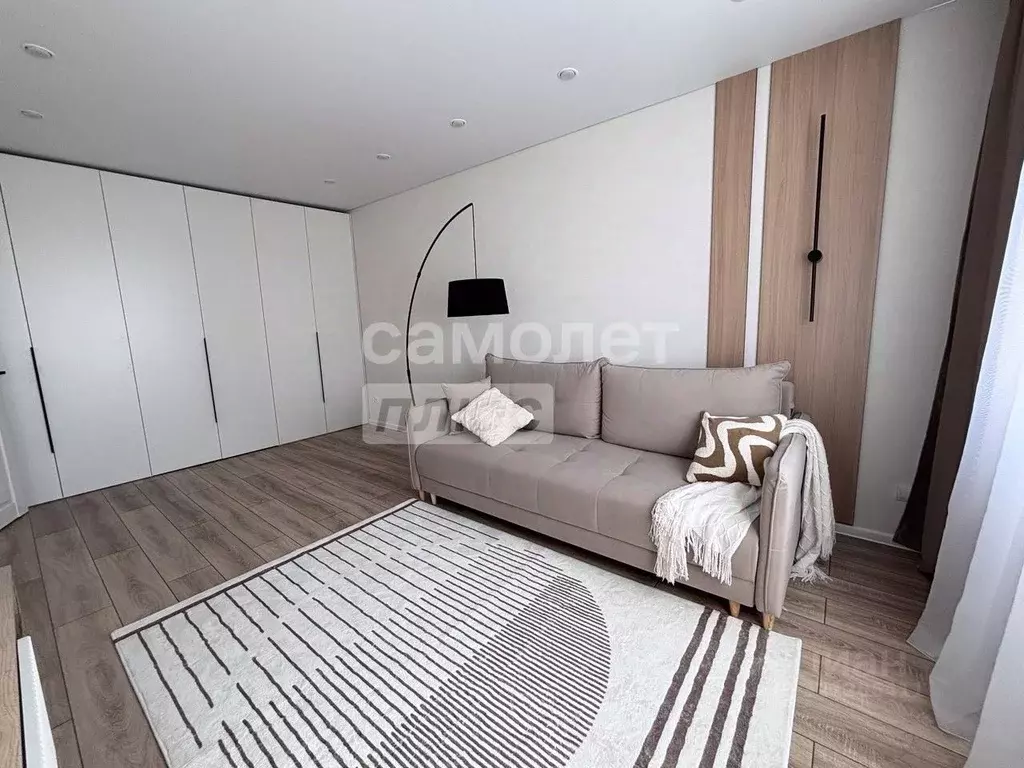 1-к кв. Оренбургская область, Оренбург ул. Братьев Хусаиновых, 6 (36.7 ... - Фото 1