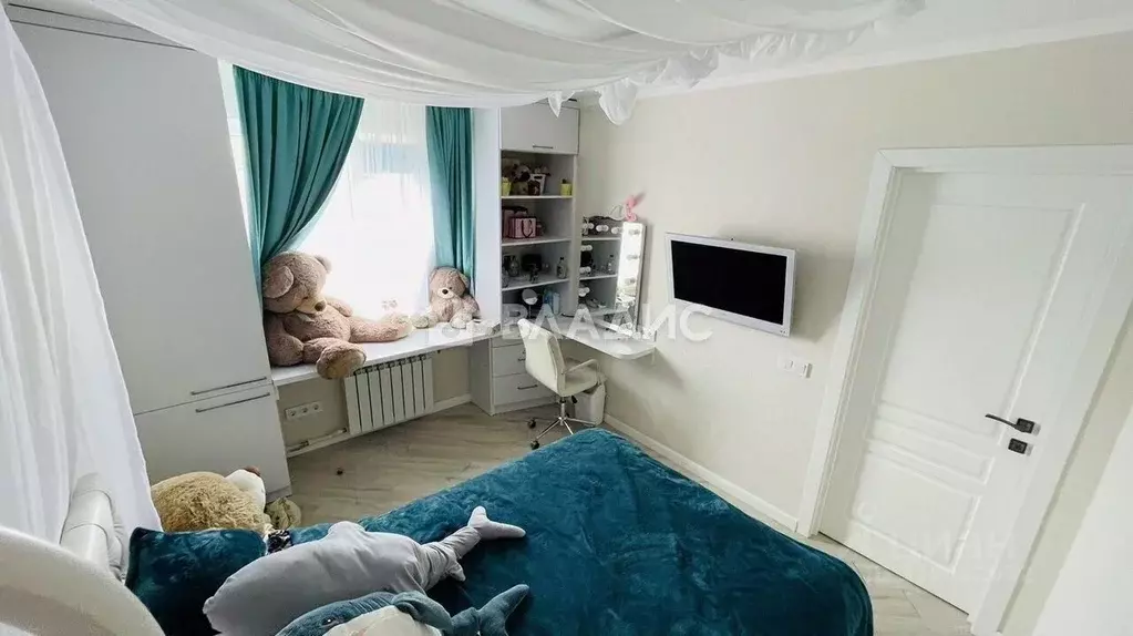 3-к кв. Калининградская область, Калининград ул. Олега Кошевого, 60 ... - Фото 1