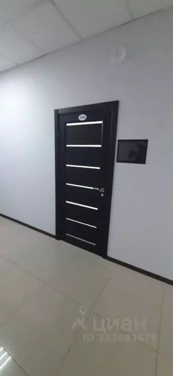 Офис в Краснодарский край, Краснодар Российская ул., 354 (52 м) - Фото 1