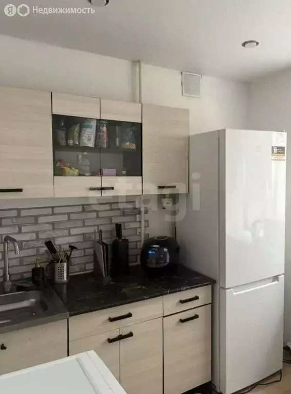 1-комнатная квартира: Омск, микрорайон Городок Нефтяников, улица ... - Фото 2